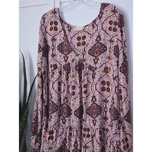 Altar'd State Pink Boho Pleated Front V-Neck Tie Long Sleeve Blouse Size Medium - Picture 2 of 7
